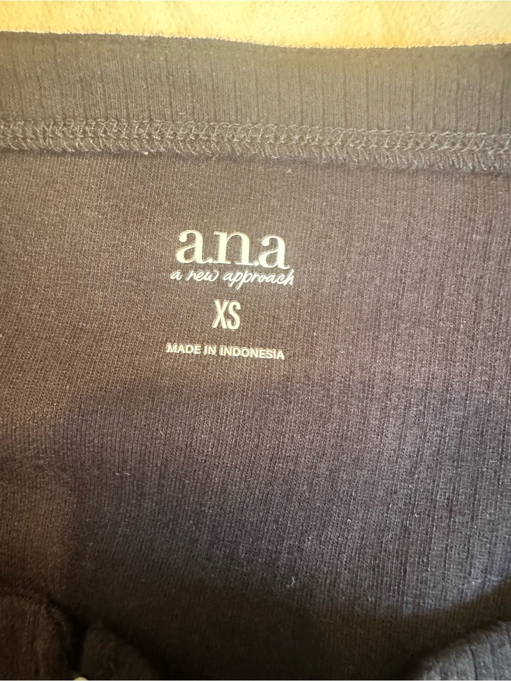a.n.a Black Ribbed Button-Back Tank - Picture 3 of 4